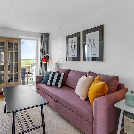193 Apartment *
